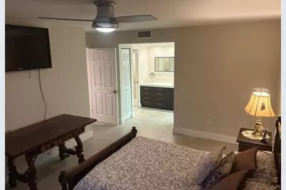 901 SW 141st Ave, Unit #112, Pembroke Pines, FL 33027 - Photo 11