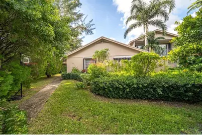 2259  Nova Village Dr, Davie, FL 33317 - Photo 5