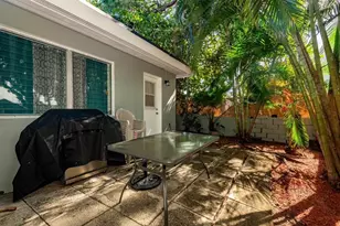 1017 NE 14th Ave, Fort Lauderdale, FL 33304 - Photo 9
