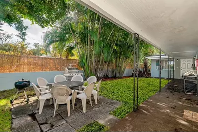 1017 NE 14th Ave, Fort Lauderdale, FL 33304 - Photo 5