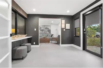 425 NE 25th St, Wilton Manors, FL 33305 - Photo 51