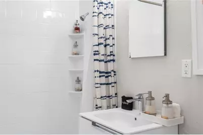 425 NE 25th St, Wilton Manors, FL 33305 - Photo 35