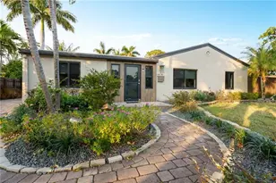 425 NE 25th St, Wilton Manors, FL 33305 - Photo 13