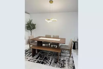 8455 NW 190th Ter, Hialeah, FL 33015 - Photo 5