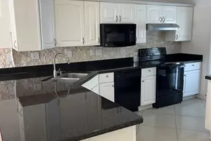 1100 Pine Dr, Pompano Beach, FL 33060 - Photo 7