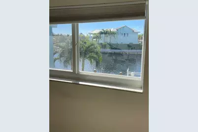 1100  Pine Dr, Unit #201, Pompano Beach, FL 33060 - Photo 9