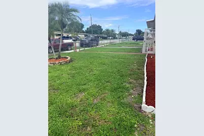 19425 NW 39th Ave, Miami Gardens, FL 33055 - Photo 11