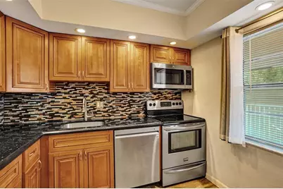 651 NW 80th Ter, Unit #207, Margate, FL 33063 - Photo 5