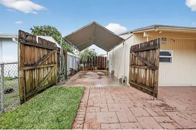 4901 SW 18th St, Fort Lauderdale, FL 33317 - Photo 5