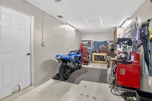 4901 SW 18th St, Fort Lauderdale, FL 33317 - Photo 25