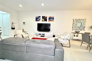 1765 NW 124th Pl, Pembroke Pines, FL 33028 - Photo 21