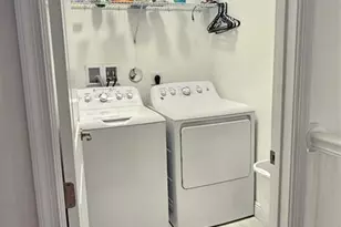 1765 NW 124th Pl, Pembroke Pines, FL 33028 - Photo 31