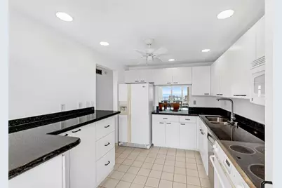 750 N Ocean Blvd, Unit #1002, Pompano Beach, FL 33062 - Photo 15