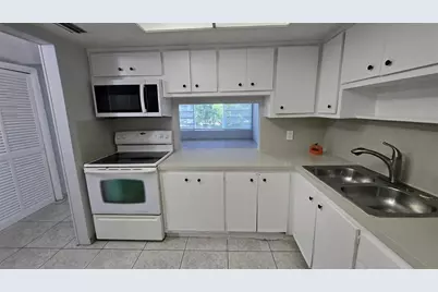 16800 NE 15th Ave, Unit #209, North Miami Beach, FL 33162 - Photo 3