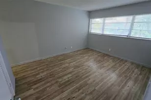 16800 NE 15th Ave, North Miami Beach, FL 33162 - Photo 11