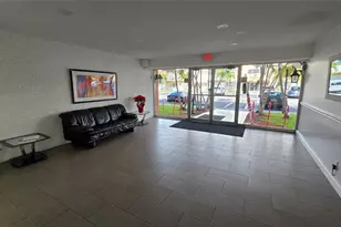 16800 NE 15th Ave, North Miami Beach, FL 33162 - Photo 23