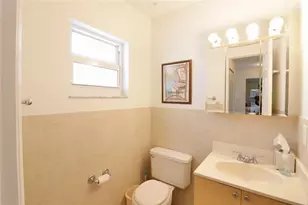 419 SW Natura Ave, Deerfield Beach, FL 33441 - Photo 15