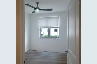 7900  Harbor Island Dr, Unit #512, North Bay Village, FL 33141 - Photo 9