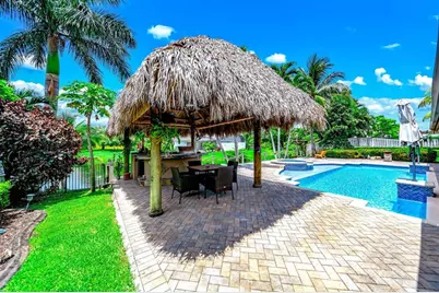 1581 NW 101st Ave, Plantation, FL 33322 - Photo 13