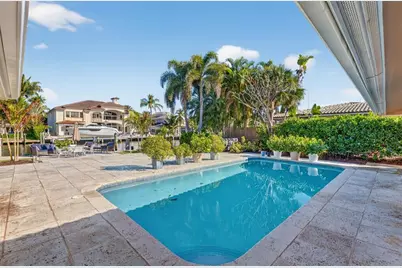 2871 NE 26th Ct, Fort Lauderdale, FL 33306 - Photo 3