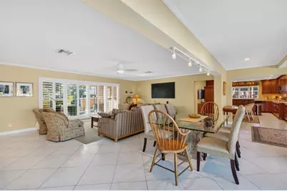 2871 NE 26th Ct, Fort Lauderdale, FL 33306 - Photo 9