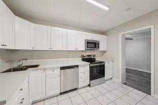 5618 Cinnamon Dr, West Palm Beach, FL 33415 - Photo 7