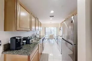 8460 Casa Del Lago, Boca Raton, FL 33433 - Photo 7