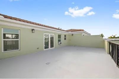 2517 NE 18th St, Fort Lauderdale, FL 33305 - Photo 35