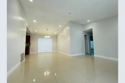 9881 NW 4th St, Pembroke Pines, FL 33024 - Photo 35