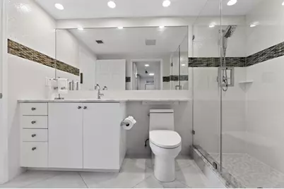 700 E Boynton Beach Blvd, Unit #1006, Boynton Beach, FL 33435 - Photo 9