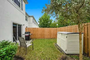 11881 NW 46th St, Coral Springs, FL 33076 - Photo 33