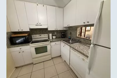 4898 NW 29th Ct, Unit #409, Lauderdale Lakes, FL 33313 - Photo 5