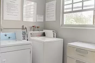 3575 Brokenwoods Dr, Coral Springs, FL 33065 - Photo 17