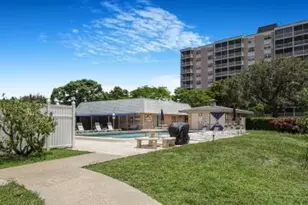 3575 Brokenwoods Dr, Coral Springs, FL 33065 - Photo 45