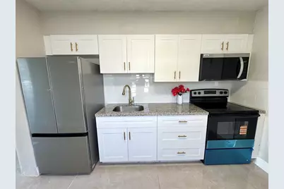 2638 NW 10th St, Pompano Beach, FL 33069 - Photo 11