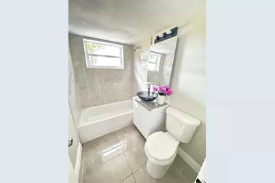 2638 NW 10th St, Pompano Beach, FL 33069 - Photo 9