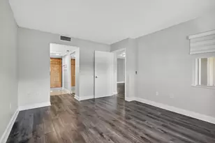 1600 SW 127th Way Unit #305 C, Pembroke Pines, FL 33027 - Photo 27