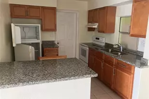 6827 NW 30th St, Sunrise, FL 33313 - Photo 5