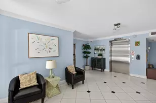 2801 N Palm Aire Dr, Pompano Beach, FL 33069 - Photo 3