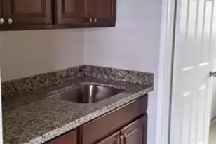 615 NE 8th Ave, Fort Lauderdale, FL 33304 - Photo 3