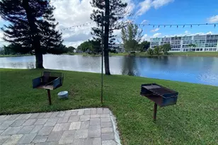 1023 Cambridge B, Deerfield Beach, FL 33442 - Photo 45