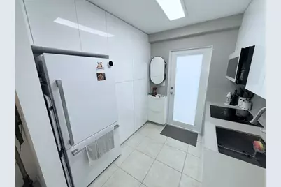 3223 NE 12th St, Unit #6E, Pompano Beach, FL 33062 - Photo 9