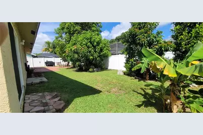 8311 NW 53rd Ct, Lauderhill, FL 33351 - Photo 13