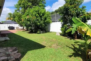 8311 NW 53rd Ct, Lauderhill, FL 33351 - Photo 13