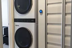 18800 NE 29th Ave, Aventura, FL 33180 - Photo 17