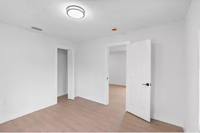 1430 NW 74th St, Miami, FL 33147 - Photo 23