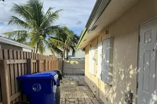 7165 SW 11th Ct, North Lauderdale, FL 33068 - Photo 3