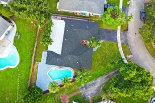 7841 NW 46th St, Lauderhill, FL 33351 - Photo 3