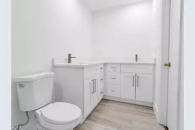 7841 NW 46 St, Lauderhill, FL 33351 - Photo 15