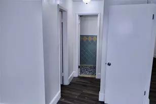 1351 NE 191st St, Miami, FL 33179 - Photo 9